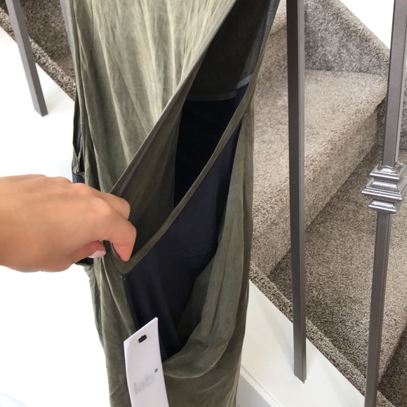 Extremely rare lululemon Alton Dress size 4 - Picture 2 of 4